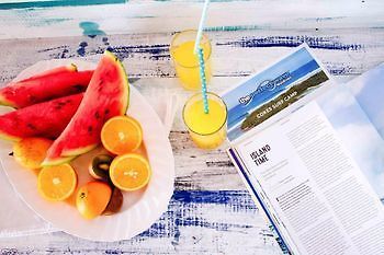 Hotel Cokes Surf Camp Thulusdhoo Zewnętrze zdjęcie